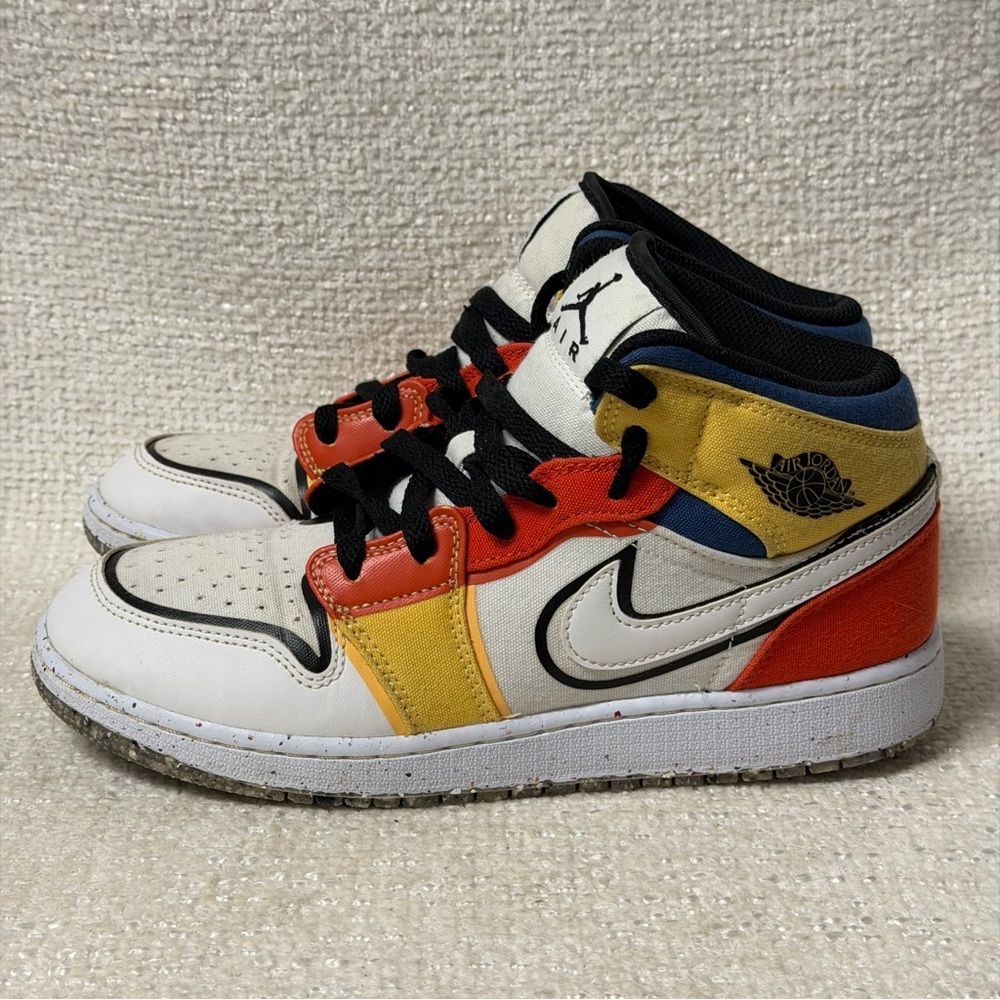 NIKE AIR JORDAN 1 MID-TOP SE (GS) BIG KID'S SHOE YOUTH'S
SIZE: 6Y